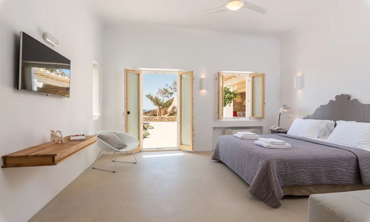 Luxury Mykonos Villa with 2 Private Pools Sea View — photo 16